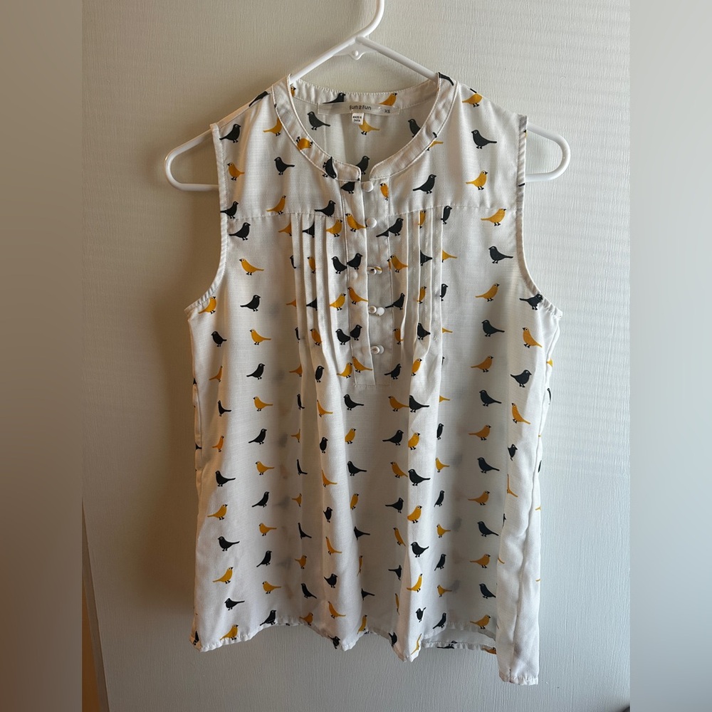 Bird Print Sleeveless Blouse